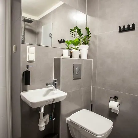 Chmielna - Center * Varšava